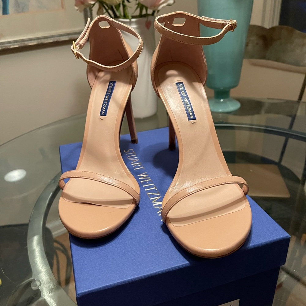 Stuart Weitzman Nudistsong Sandal Nude size 40